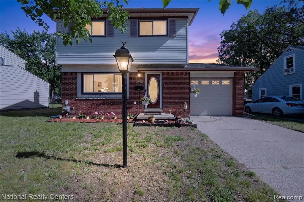 34472 Phyllis Street, Wayne, MI 48184 Main Photo