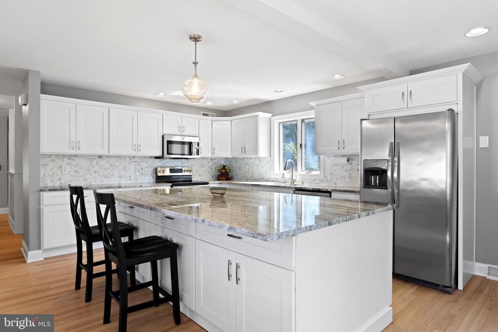 3646 STURBRIDGE PLACE , ALLENTOWN, PA 18104
