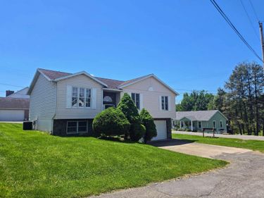 2 Hawley Lane, Star City, WV 26505