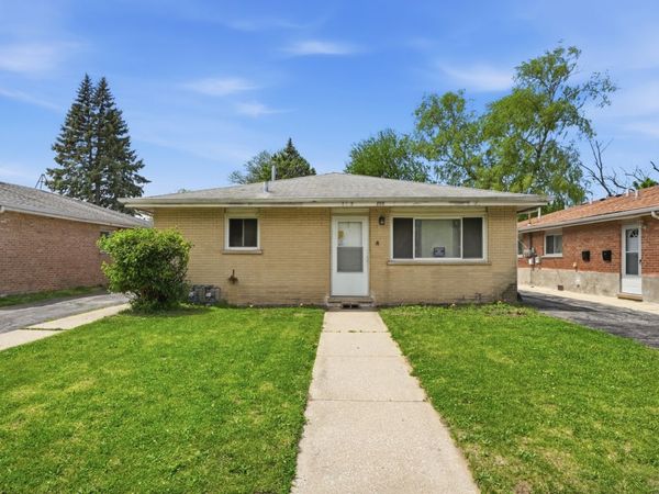 808 Mackinaw Avenue, Calumet City, IL 60409
