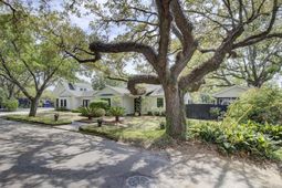 1 Beverly Road photo 4