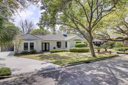 1 Beverly Road photo 4