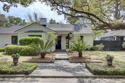 1 Beverly Road photo 4