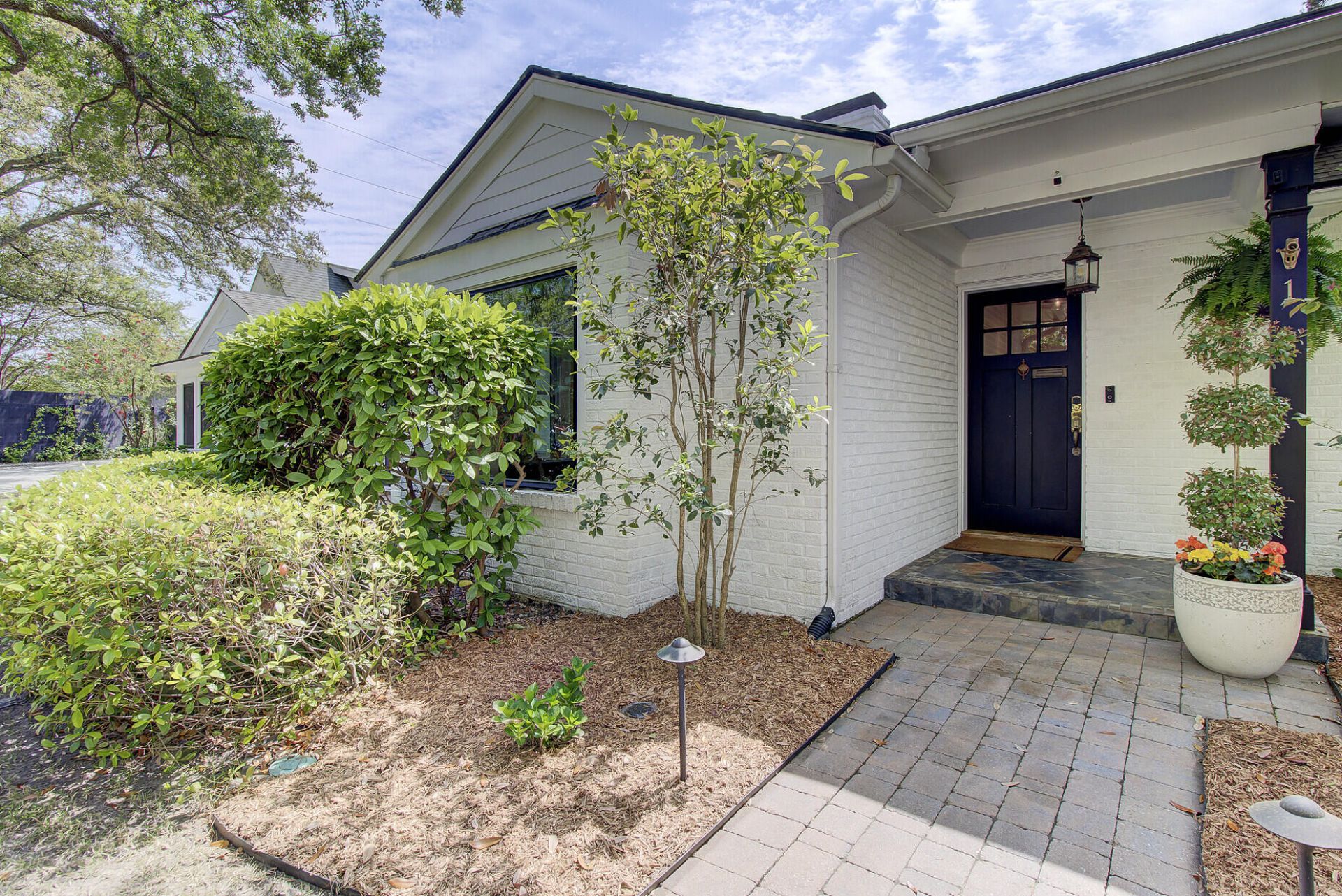 1 Beverly Road Photo 51