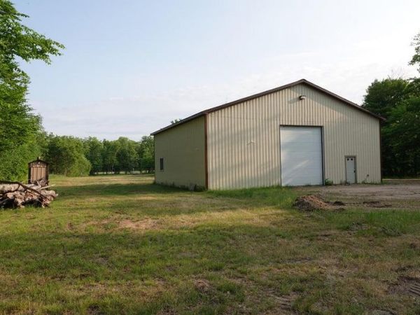 5061 Prater Boulevard, Naubinway, MI 49762