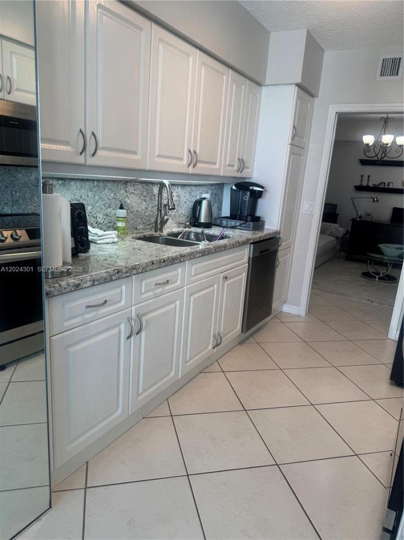 16400 Collins Ave, Unit 1242, Sunny Isles Beach, FL 33160 Photo