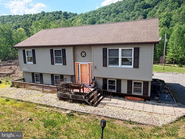 990 GREENBRIAR ROAD , NEW BLOOMFIELD, PA 17068