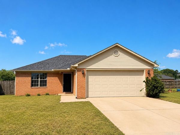 3345 Perryville Drive , Conway, AR 72032