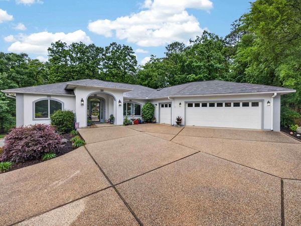 65 Loyola Drive , Hot Springs Village, AR 71909