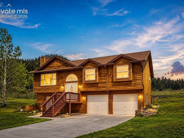 812 Red Eagle Court, Woodland Park, CO 80863