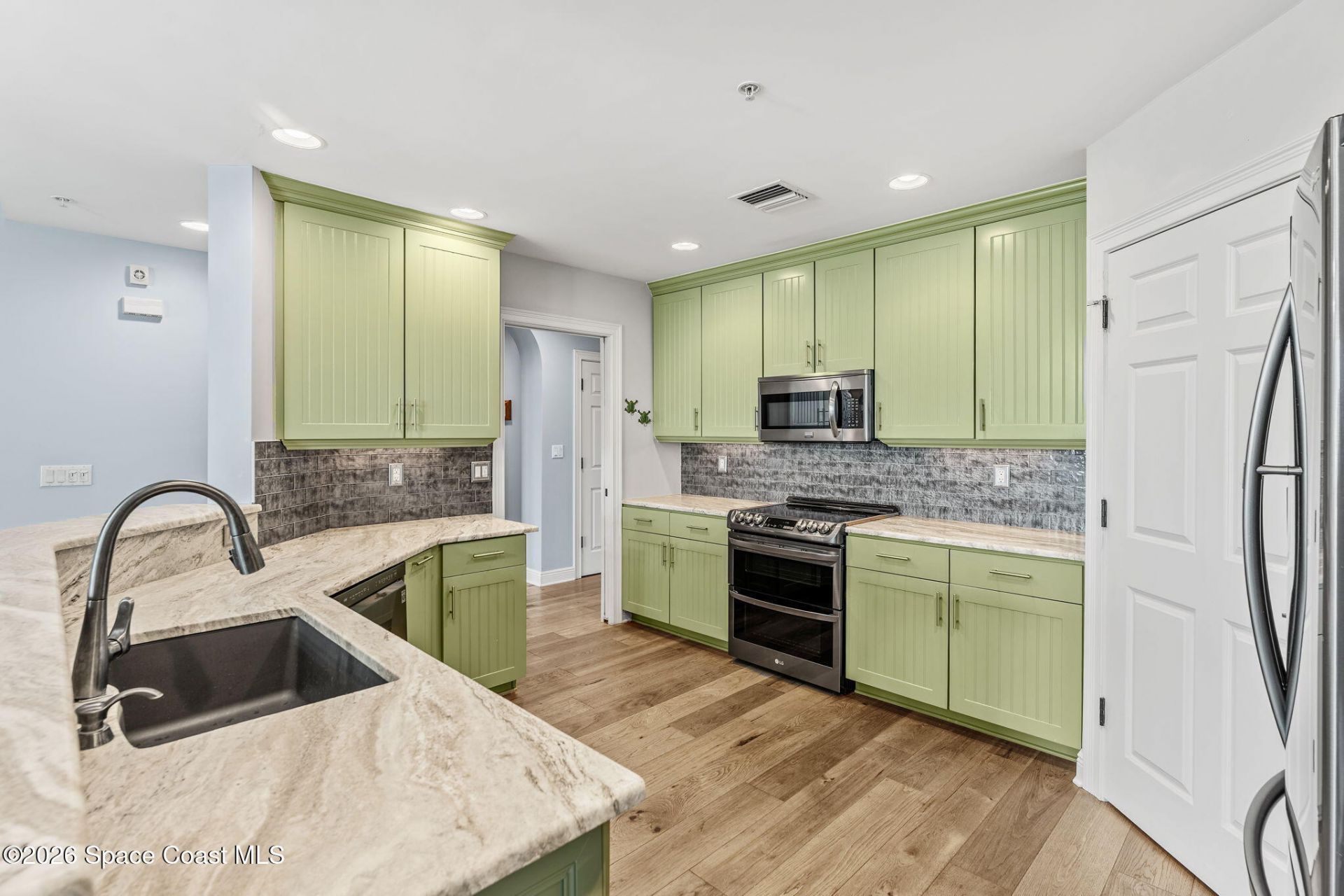 1437 Pineapple Avenue, Unit 405, Melbourne, FL 32935 Photo