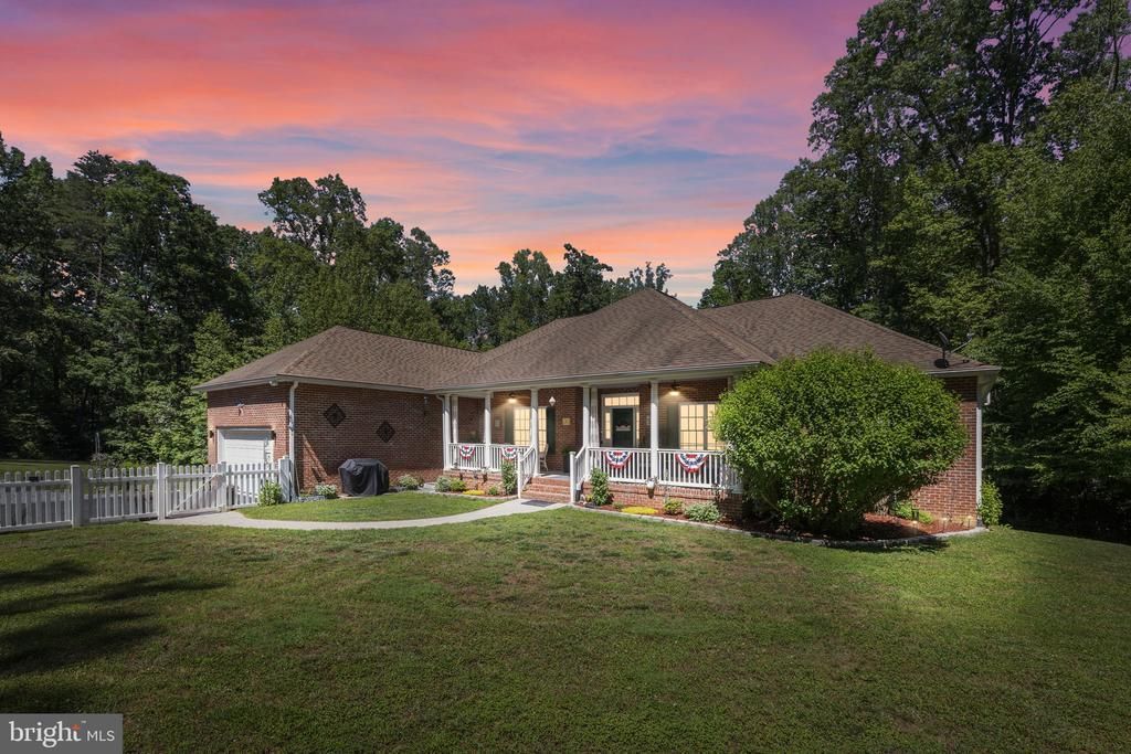 2395 Pinecrest Lane, Fredericksburg, VA 22408 Main Photo