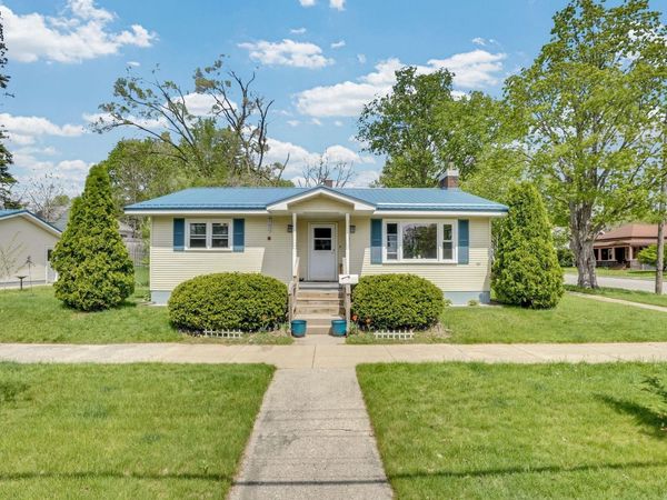 621 Cherry Street, Cadillac, MI 49601