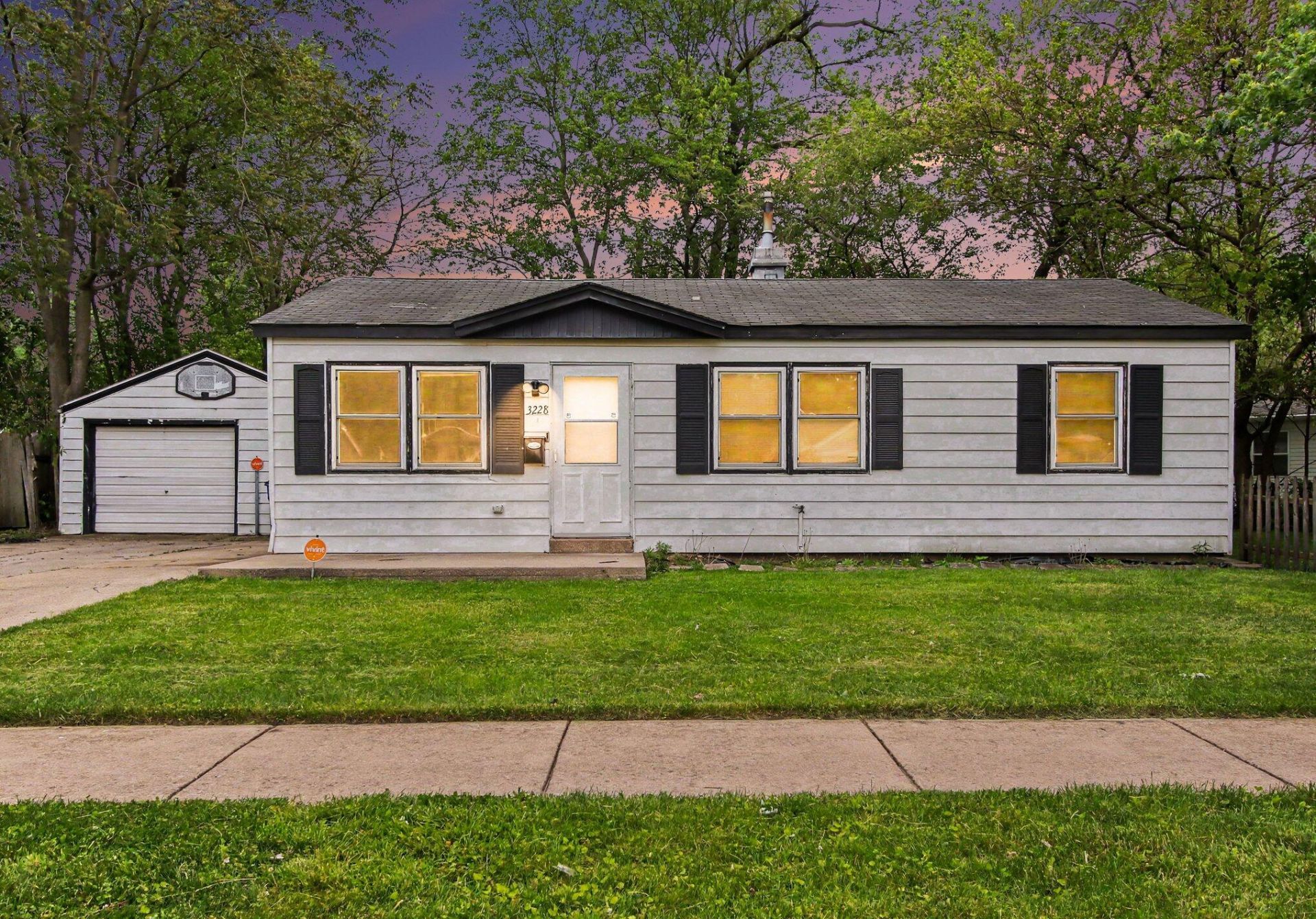 3228 163rd Street, Hammond, IN 46323 Main Photo