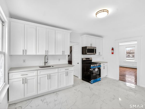 Black Rock , Unit 2nd Floor, New Britain, CT 06052