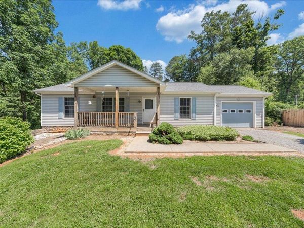 1124 Homeplace RD , Bedford, VA 24523