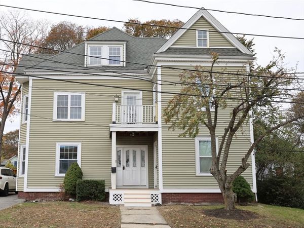 15 Warren, Unit 2, Stoneham, MA 02180