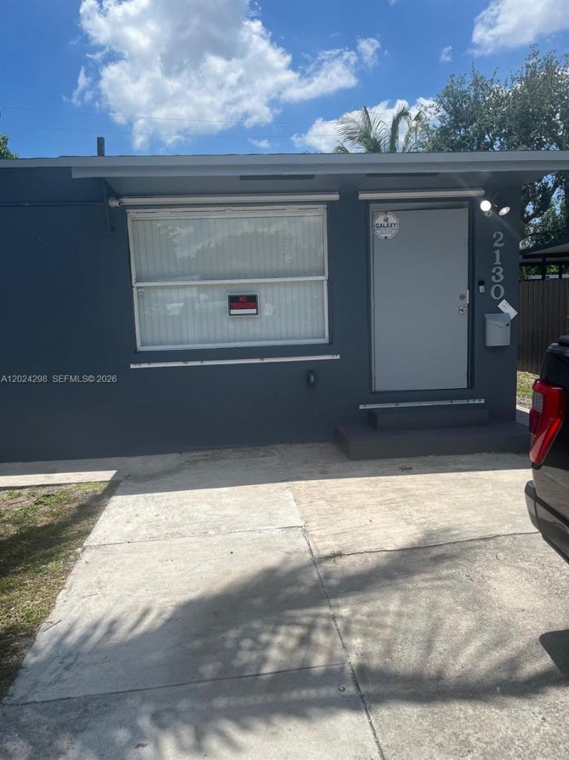 2130 Plunkett Ct , Unit 1, Hollywood, FL 33020 Photo