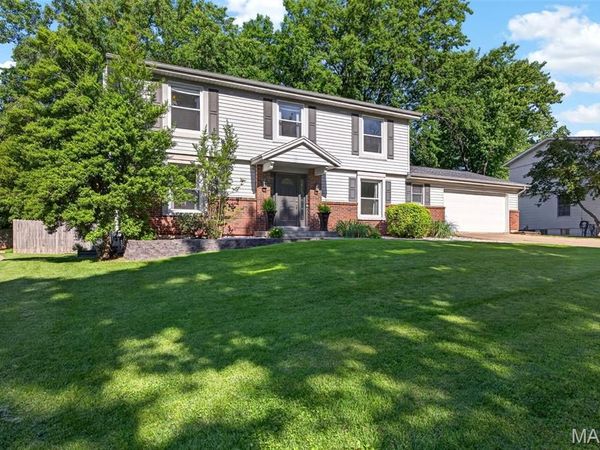 29 Atwater Drive, St Peters, MO 63376