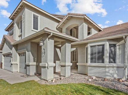 6894 Cinnamon Drive, Sparks, NV 89436 Photo