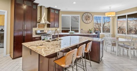 6894 Cinnamon Drive, Sparks, NV 89436 Photo