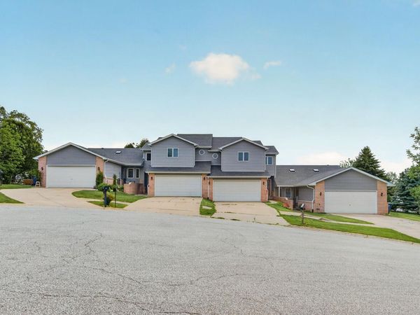 401 Dogwood Court , Hebron, IN 46341