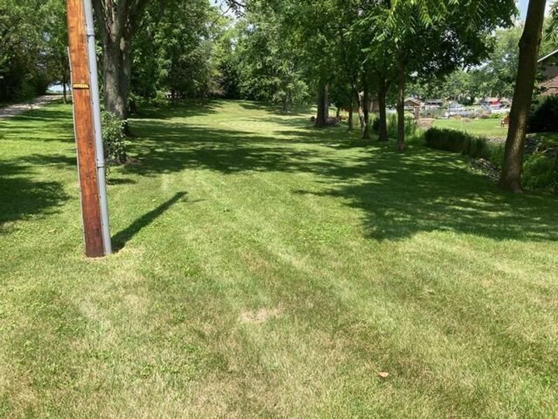 1410 E Choctaw Drive, London, OH 43140 Photo 4