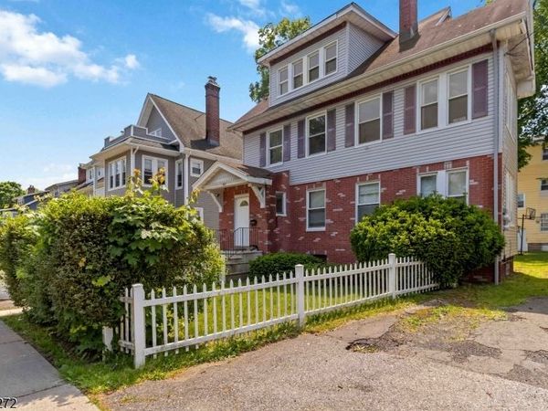 102 Lincoln St, Montclair, NJ 07042