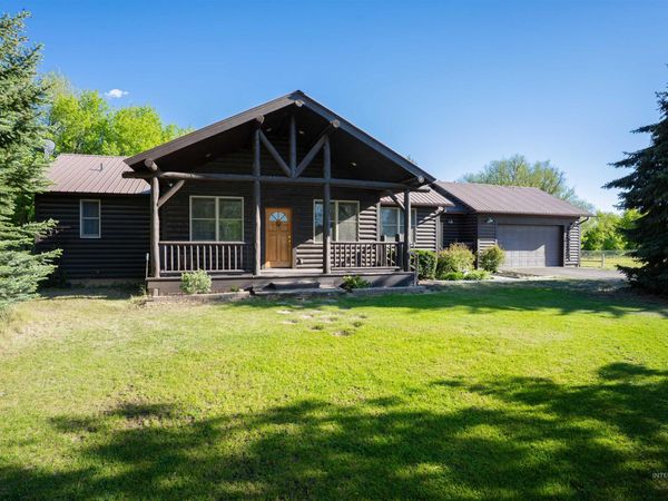 201 N Grape St., Shoshone, ID 83352