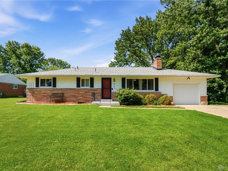 927 Princewood Avenue, Washington Township, OH 45429 Photo 1
