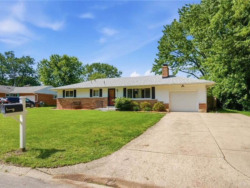 927 Princewood Avenue, Washington Township, OH 45429 Photo 2