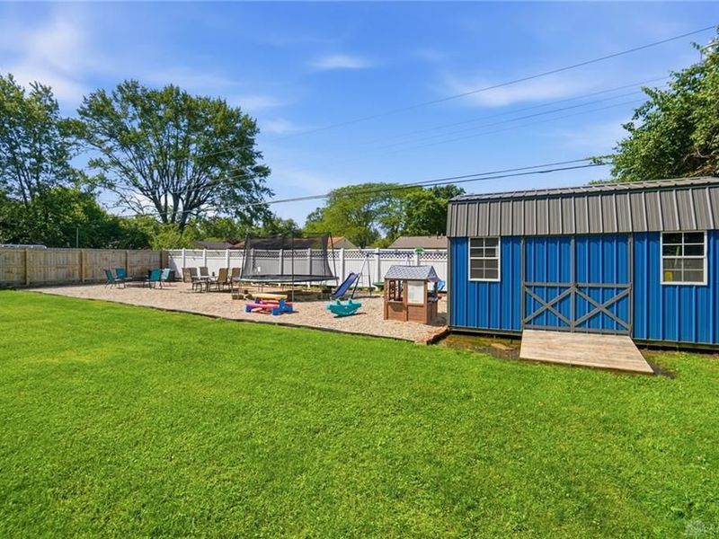 927 Princewood Avenue, Washington Township, OH 45429 Photo 47