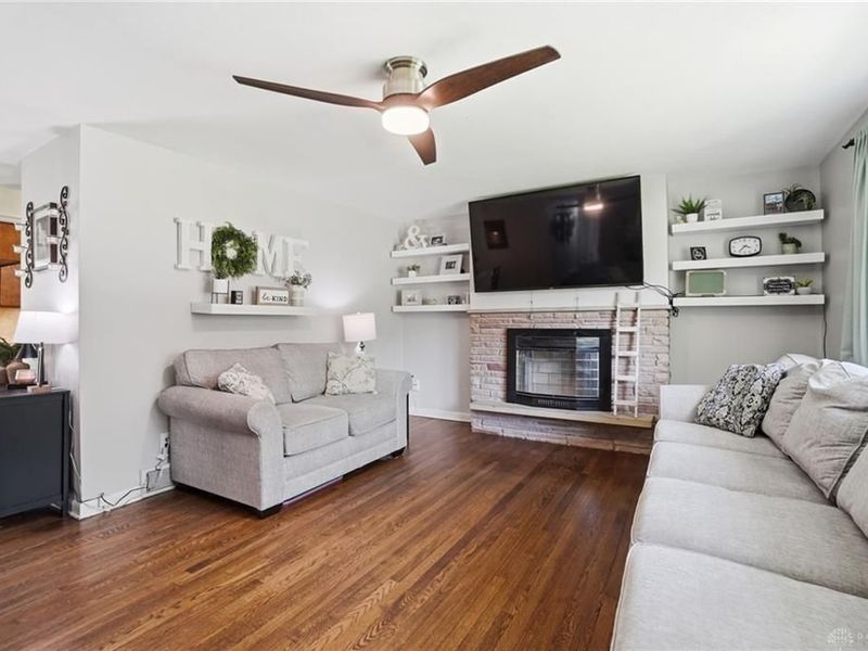 927 Princewood Avenue, Washington Township, OH 45429 Photo 7