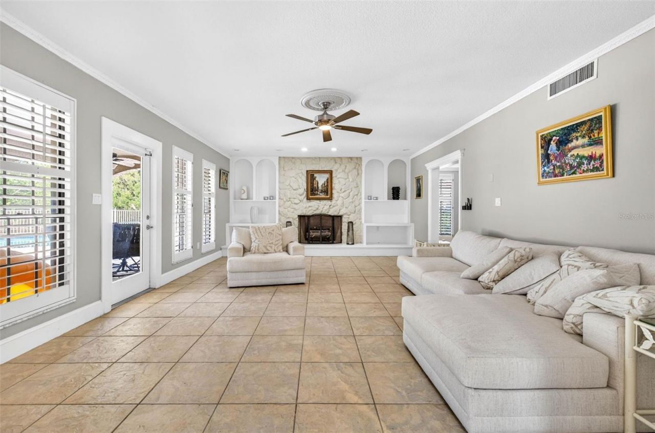 7425 Terrace River Drive, Tampa, FL 33637 Photo
