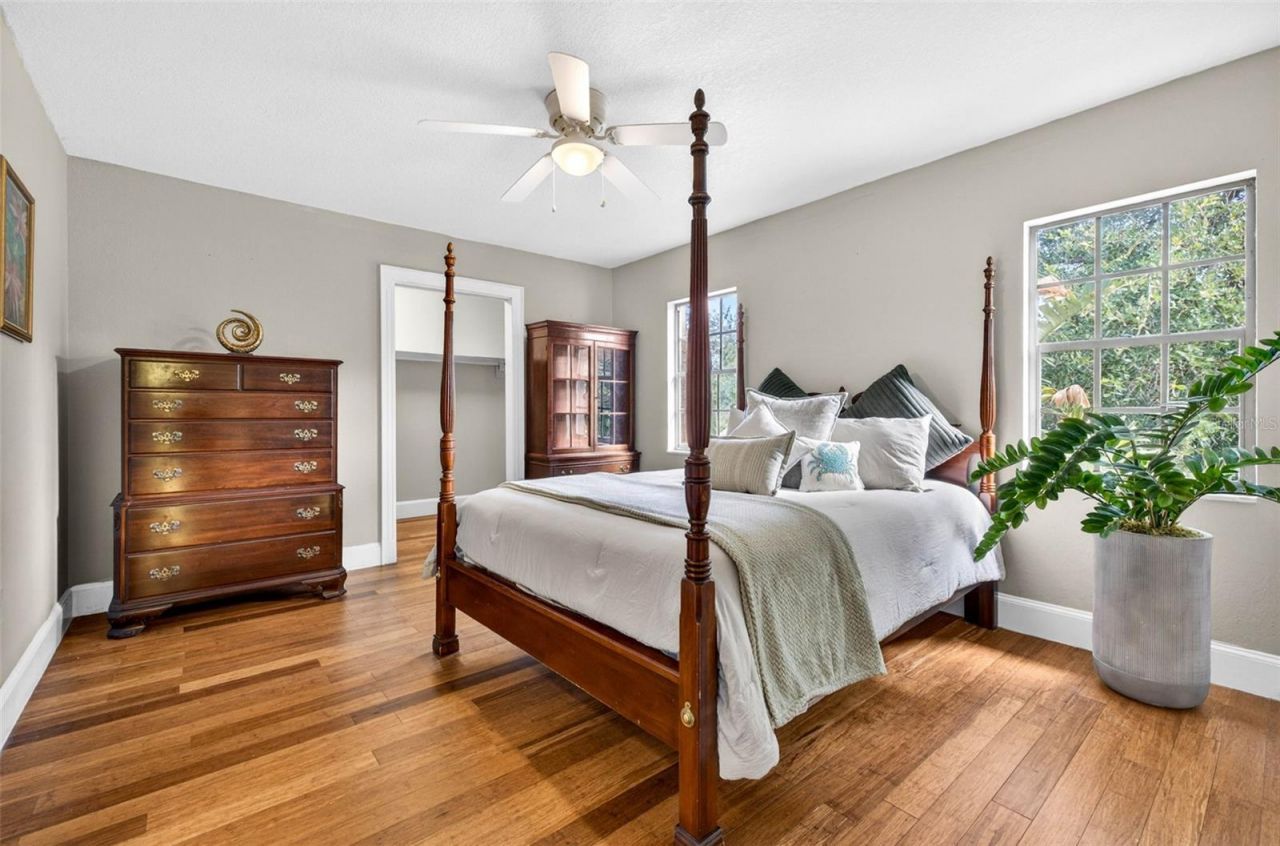 7425 Terrace River Drive, Tampa, FL 33637 Photo