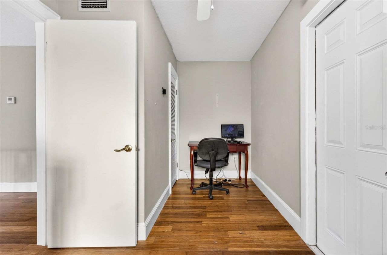 7425 Terrace River Drive, Tampa, FL 33637 Photo