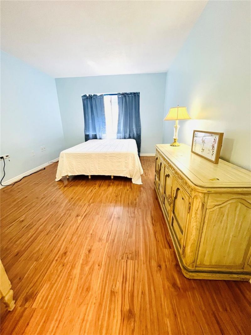 8651 10th Street N, Unit 210, Saint Petersburg, FL 33702 Photo