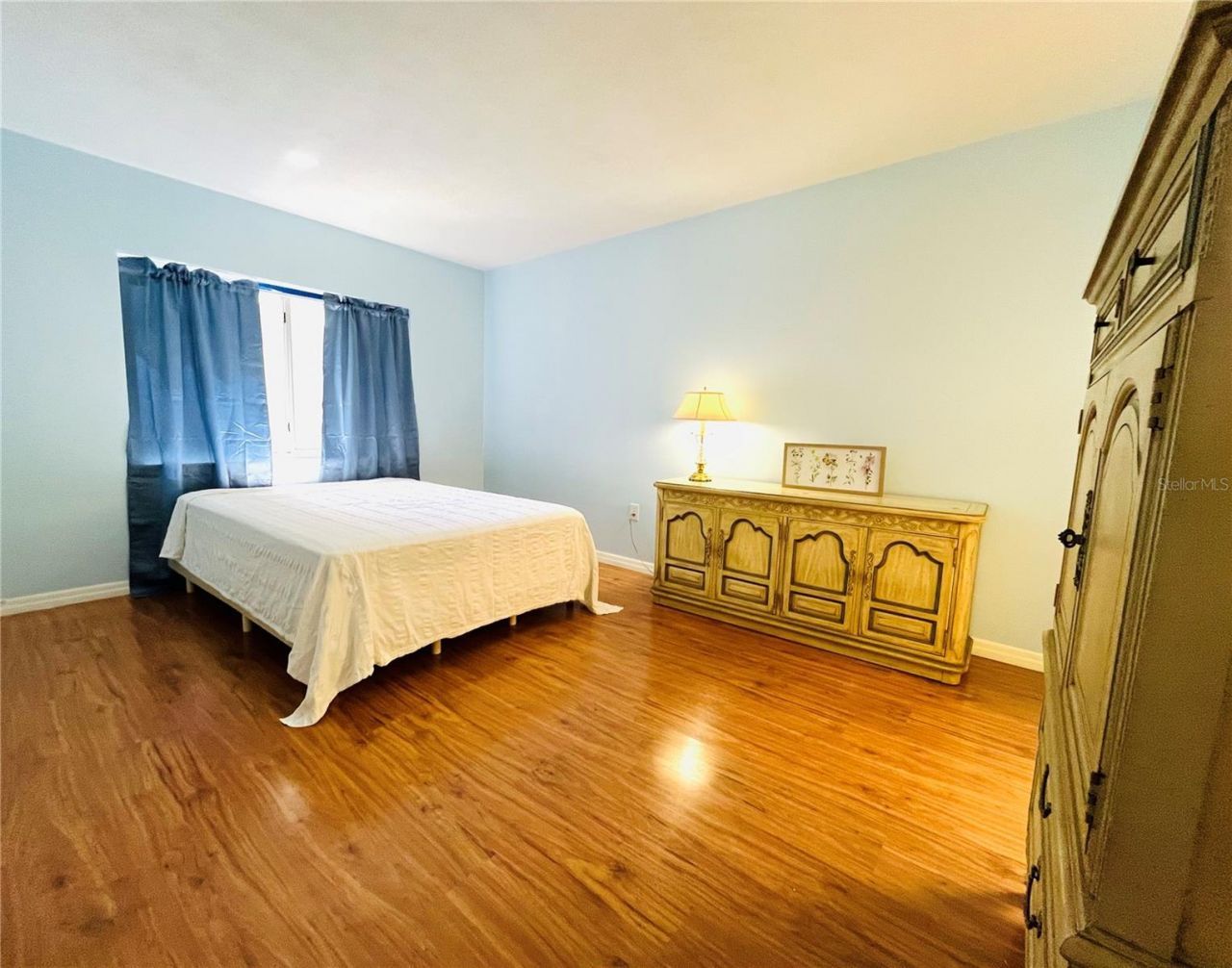8651 10th Street N, Unit 210, Saint Petersburg, FL 33702 Photo