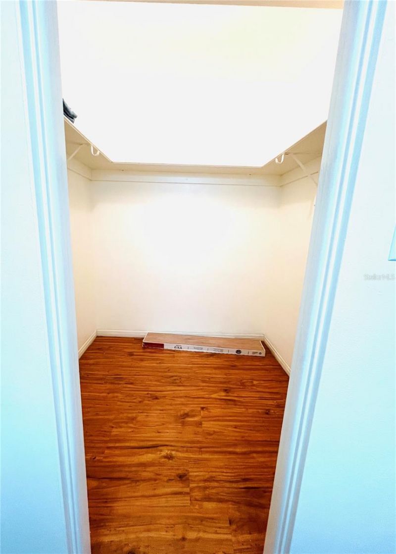 8651 10th Street N, Unit 210, Saint Petersburg, FL 33702 Photo