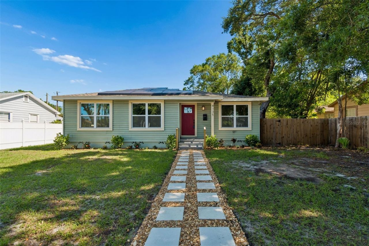 4135 Fairfield Avenue S, Saint Petersburg, FL 33711 Photo