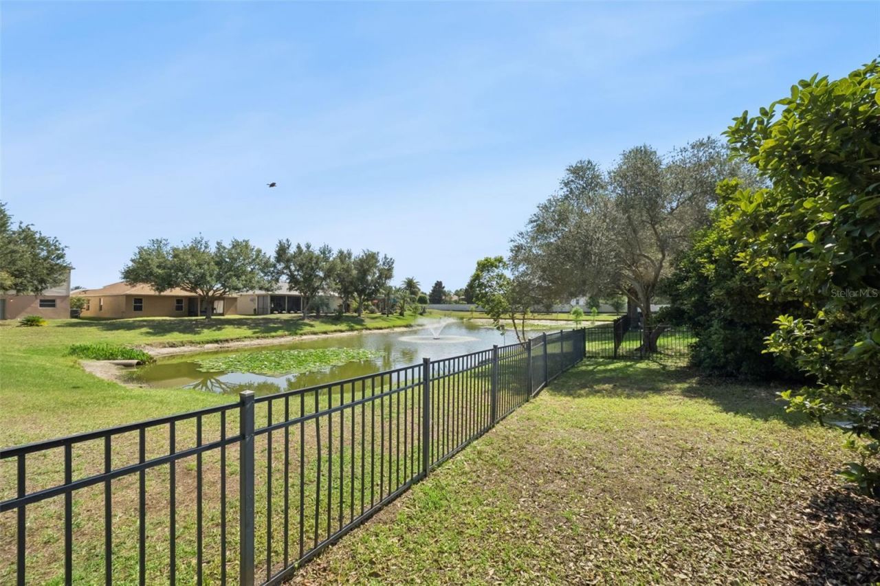 5056 Gandross Lane , Mount Dora, FL 32757 Photo