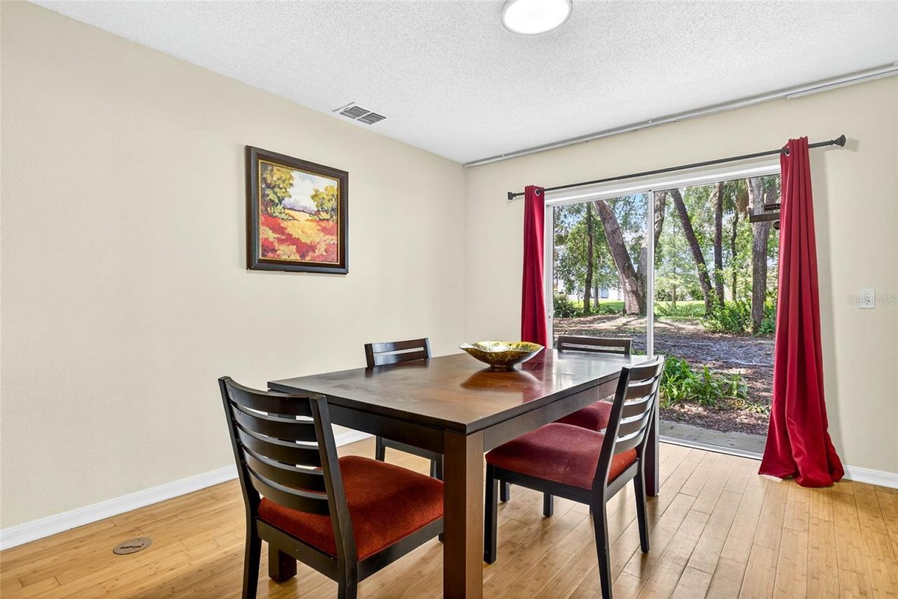 4656 Ashburn Square Drive, Tampa, FL 33610 Photo