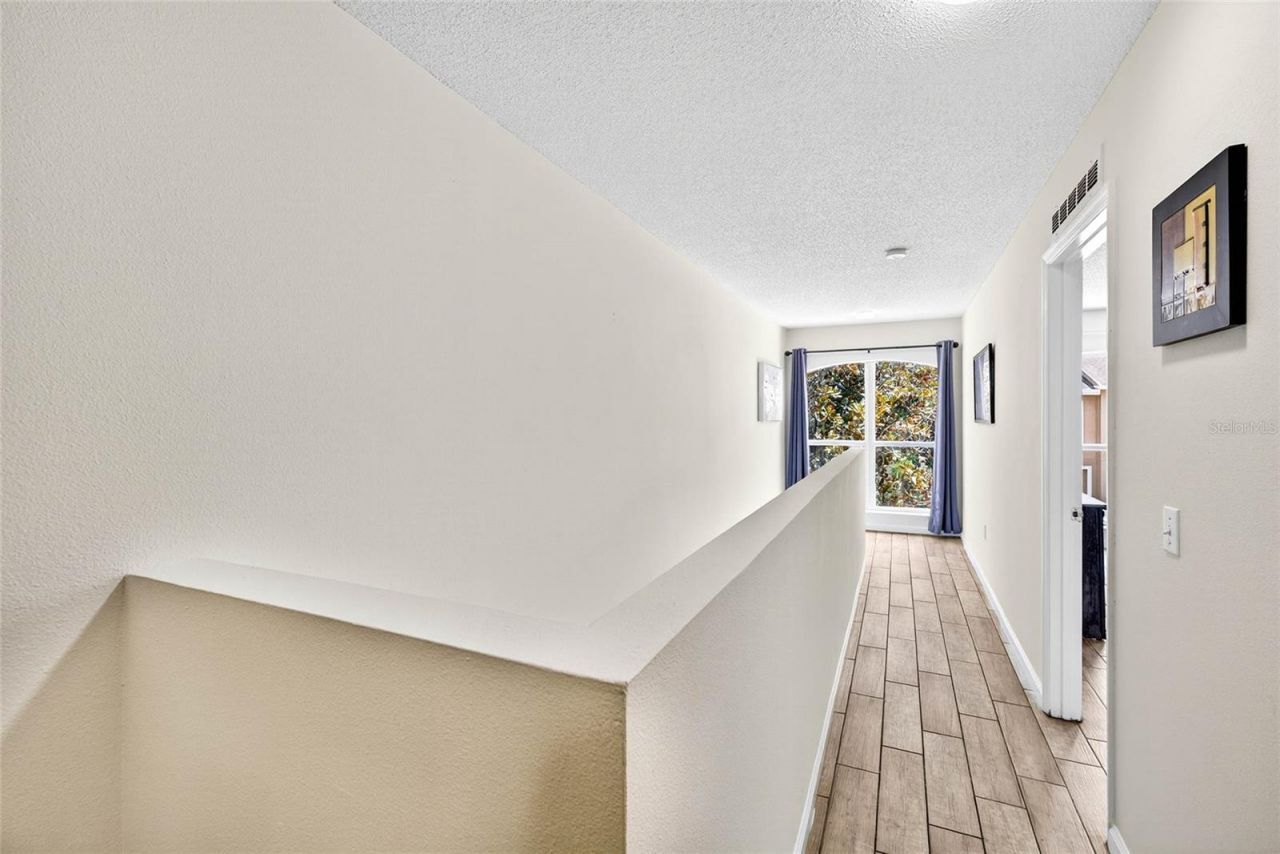 4656 Ashburn Square Drive, Tampa, FL 33610 Photo
