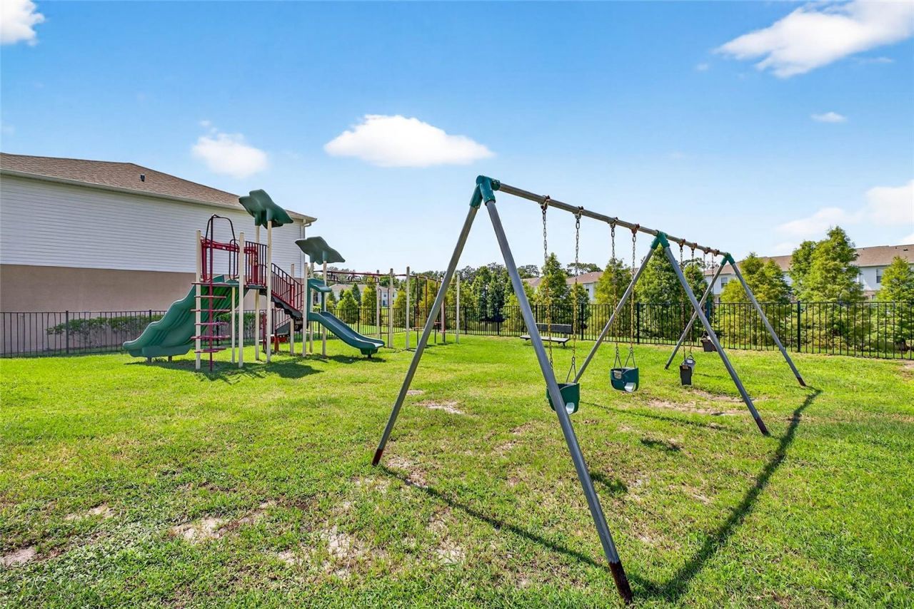 4656 Ashburn Square Drive, Tampa, FL 33610 Photo