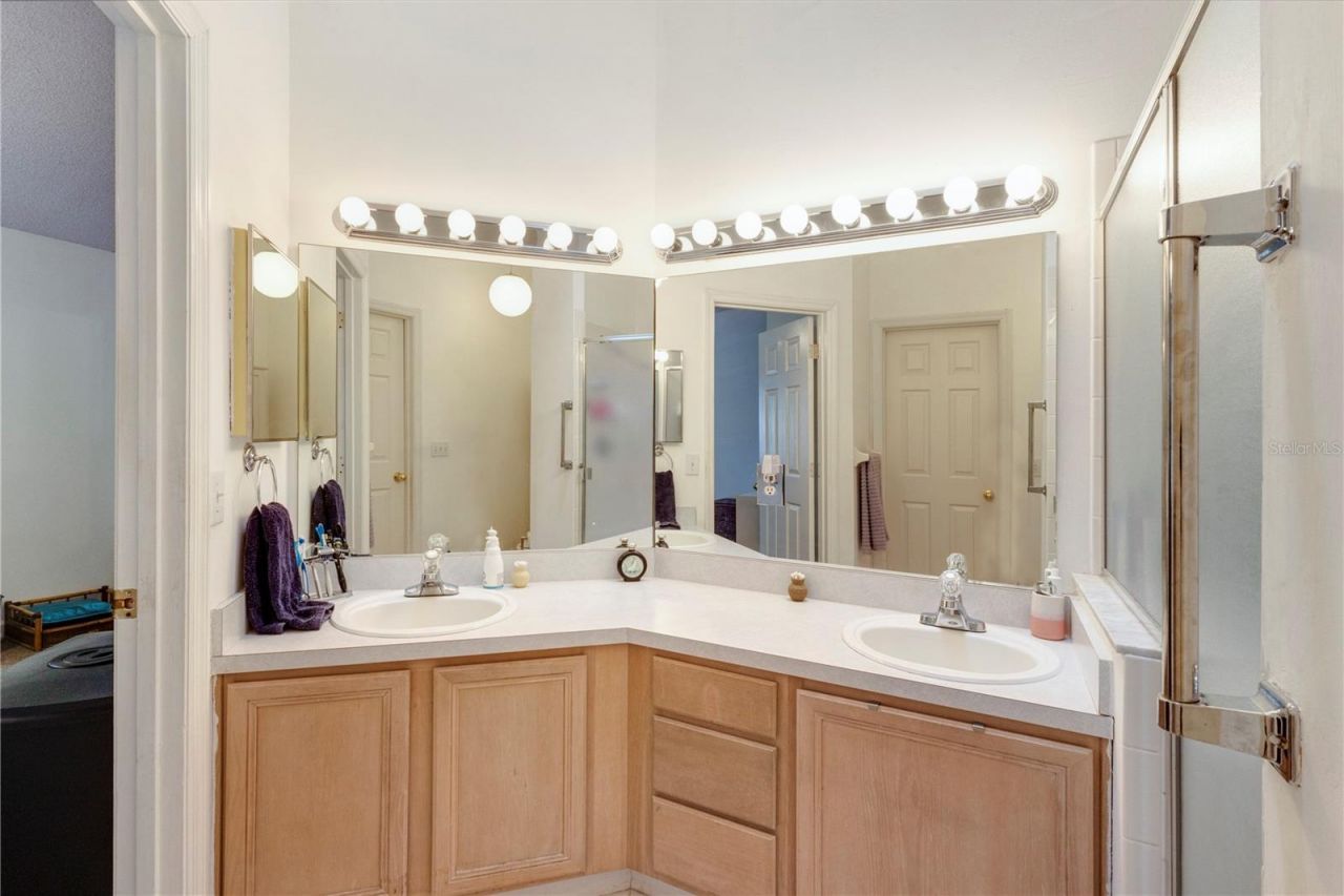 5030 El Destino Drive , Leesburg, FL 34748 Photo