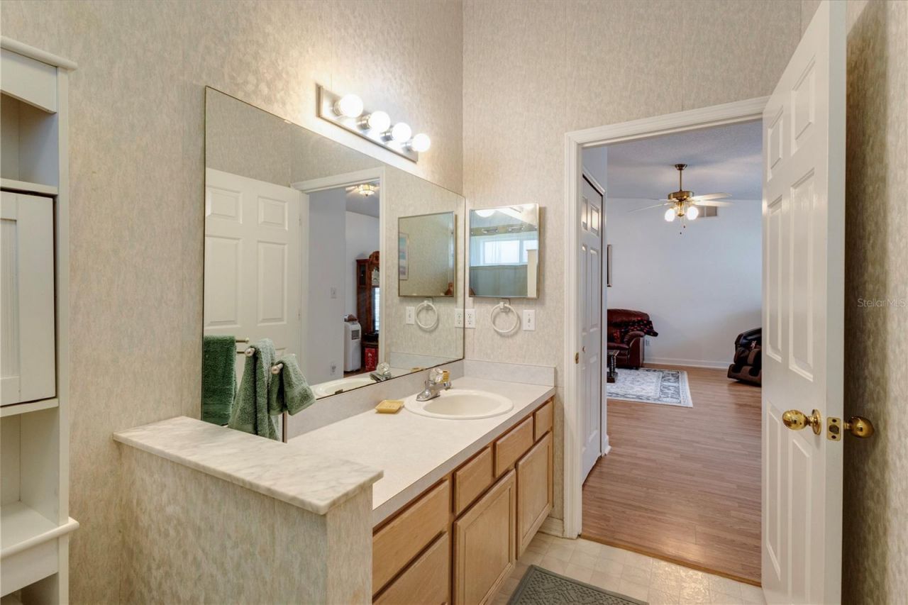 5030 El Destino Drive , Leesburg, FL 34748 Photo