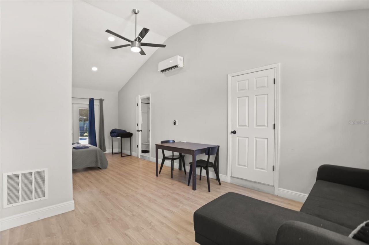 4515 Bradley Avenue, Orlando, FL 32839 Photo