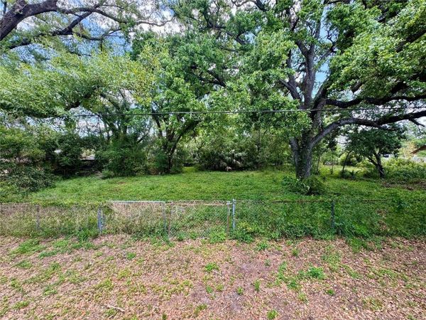 8715 N TEMPLE AVENUE , TAMPA, FL 33617
