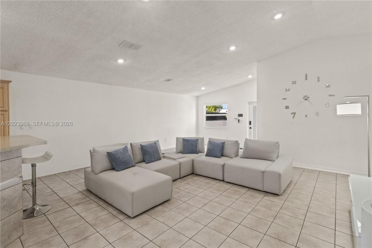 11510 SW 175th St , Miami, FL 33157 Photo