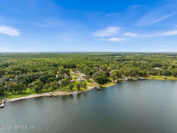 8449 LILY LAKE Road, Melrose, FL 32666